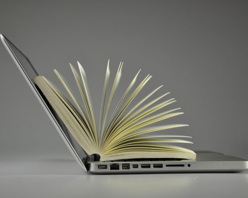 laptop-ga4d98abeb_1920